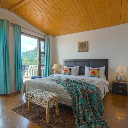 Saffronstays Jujurana House-3