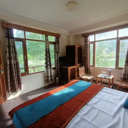 Rashpa Cottage-2