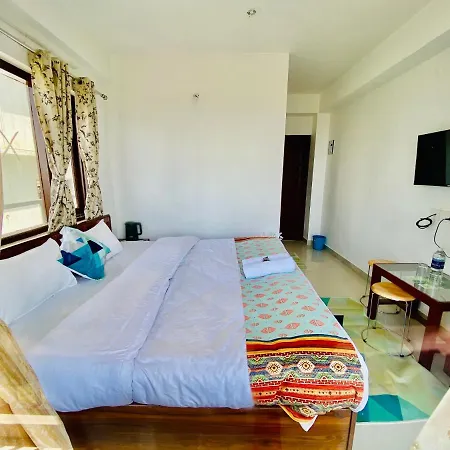 Hotel Aks Residency With Valley View On Road With Private Parking-3