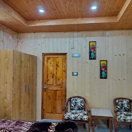 Madhav Palace Home Stay-2