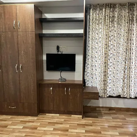 Feel At Home-2