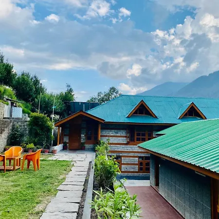 Hotel Hollywood, Manali-2