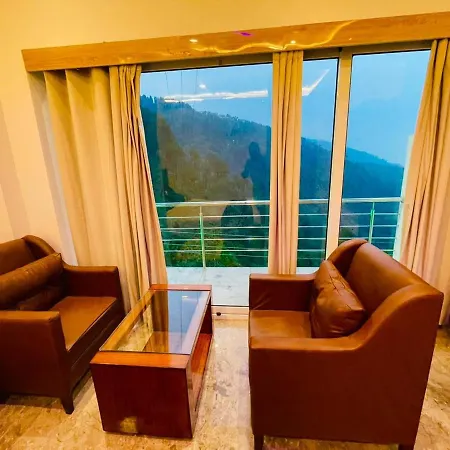 Hotel Candlewood Shimla-2