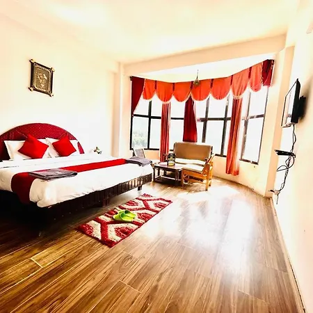 Hotel Sky Mountain View By Hadimba Palace - Manali-2