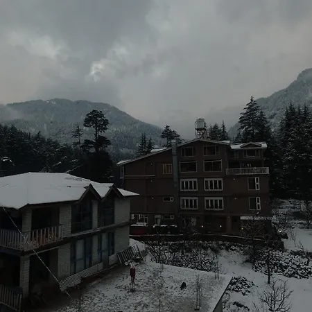 Rohtang View Adventure Resort By Manali Weathercrest Hotels-3