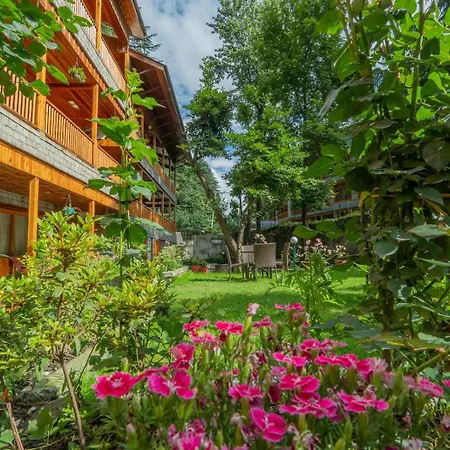 Hotel Negi'S Mayflower A Heritage Since 1965-3