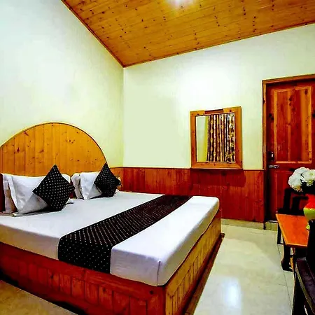 Oyo Flagship 82405 Cochin Villa-3