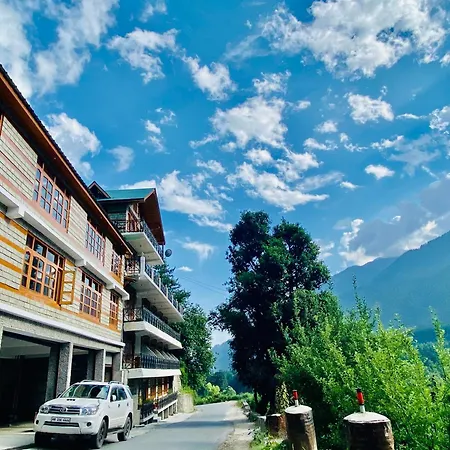 Hotel Hollywood Manali - A True Riverview Hotel-3