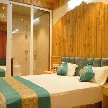 Hotel Gandhi'S Paradise-2