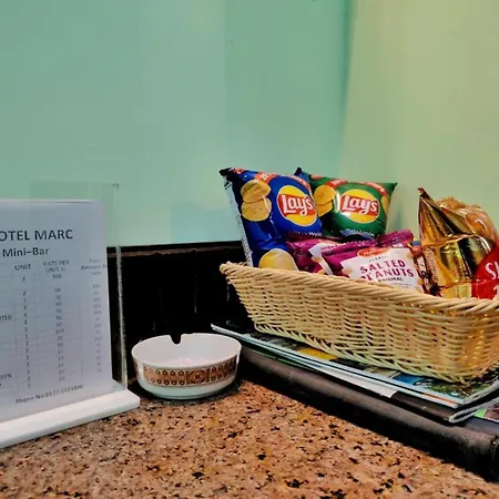 Hotel Marc Mall Road Shimla - Family Friendly & Parking - A Four Star Luxury Hotel Mountain View-3