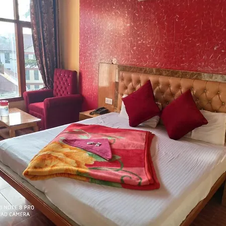 Hotel King Palace - Nature-Valley-Luxury-Room - Prime Location With Parking Facilities-3