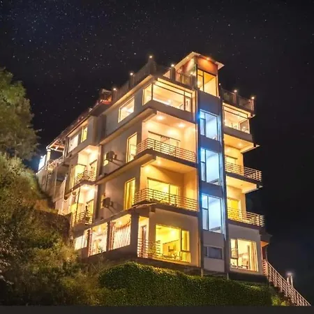 Wood Stock Kasauli-Rooms With Balcony & Cottages With Private Terrace-Panoramic View -Adjoining Forest Track-2