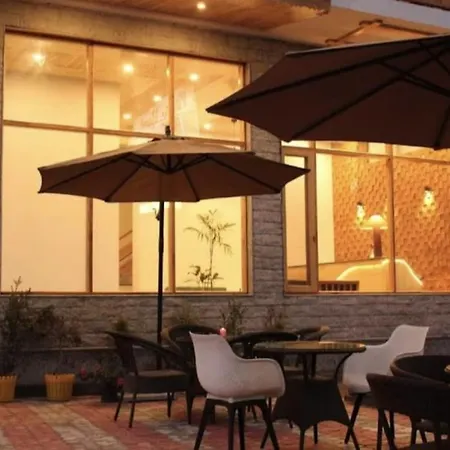 Royal Rajasthan Regency - Hotel & Restaurant-2