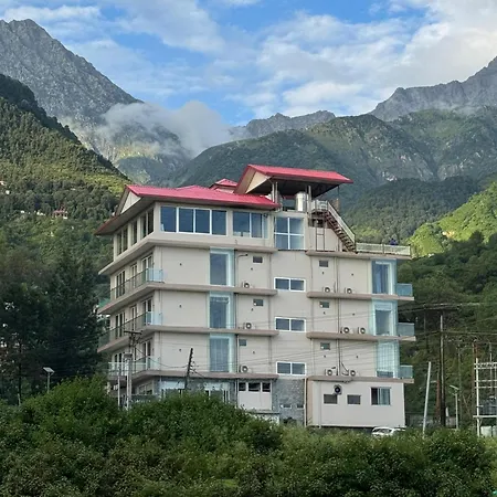 Manuni Inn - Riverside Resort-3