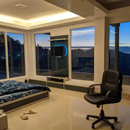 El Cielo, B&B-2
