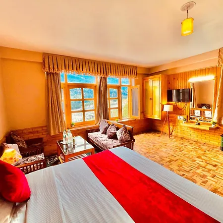 Hotel Hollywood Vibes #Riverview #Premium Rooms #Prime Location #Most Awarded #Parking #Top Rated #Open Terrace #Lawn #Best Selling Hotel In Manali-2