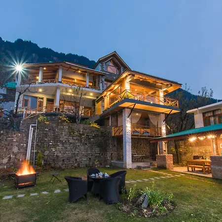 Stayvista At Tulip Terraces Cozy Mountain Home With Fireplace-3