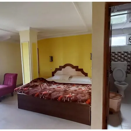 A Budget Hotel - H A R B A N S - Hygiene & Spacious Room-2