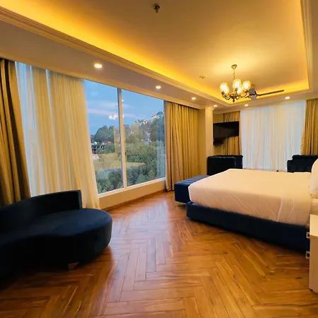 Claret Inn & Suites - Dalhousie-2