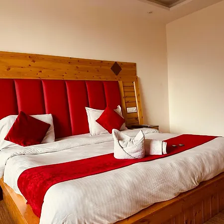 Hotel Pine Grove-3