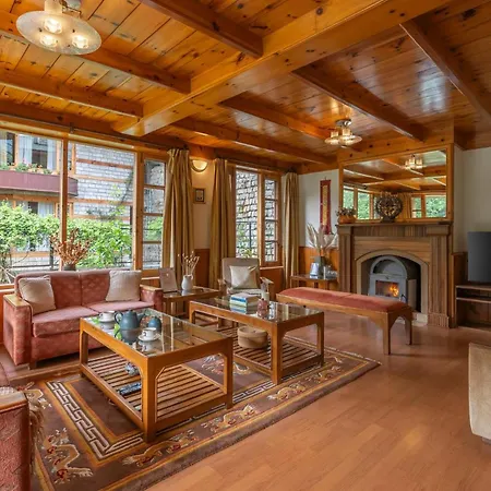 Stayvista At Himalayan Retreat Luxury Stay In Manali With Bonfire, Bbq And Mountain Views-2