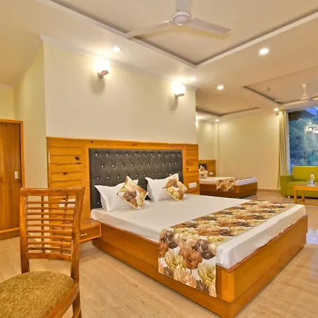 Vella Marina Pine View -Free Parking-Cricket Stadium 5 Km-Mcleodganj 8 Km- Bhagsunag 9-2