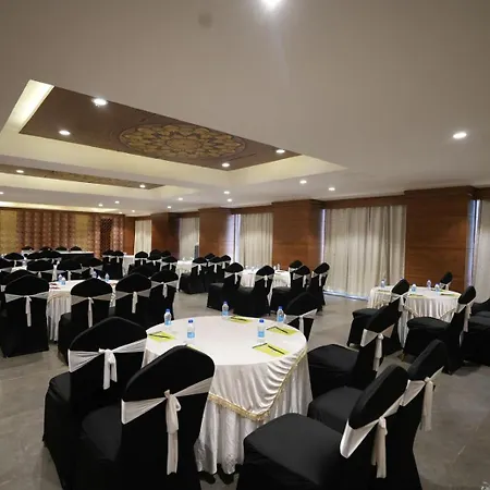 Wood Creek Resort & Spa Kasauli-3