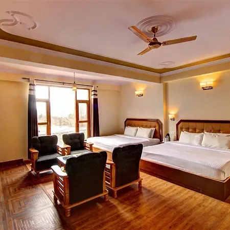 Hotel Snow Country, Manali-3