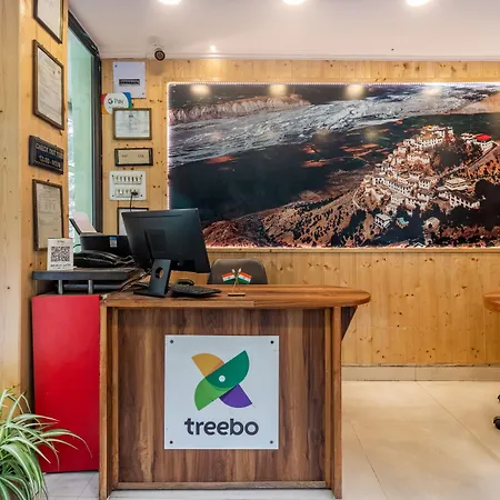 Treebo Greenland, Mall Road-2
