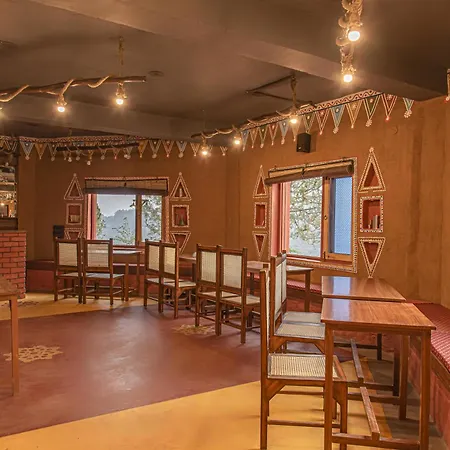 A Kasauli Ggaon By Echor-2