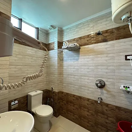 King Castle Mcleodganj-Centrally Heated And Air Cooled- Near Mall Road - Free Parking-3