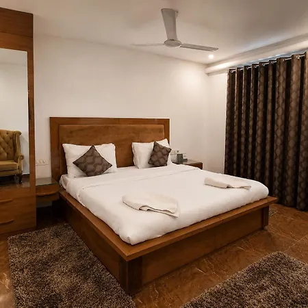 Hotel Saheb'S Castle - Best Mountain View & Jacuzzi Suites, Mcleodganj-3