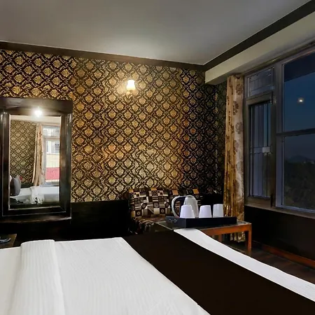 Collection O Mall Road Formerly Hotel Shubham-3