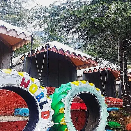 Hotel O Camp World-3