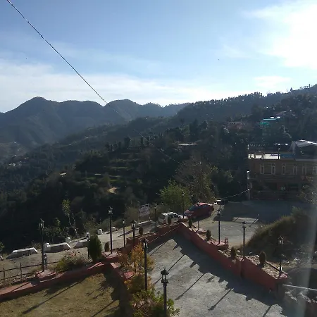 Peaceful & Scenic Homestay In Shoghi-Shimla-3