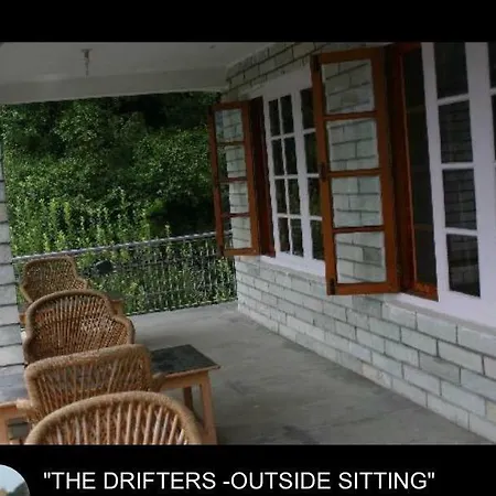 Drifter'S Inn & Cafe-3