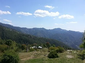 Whistling Pines Resort-3